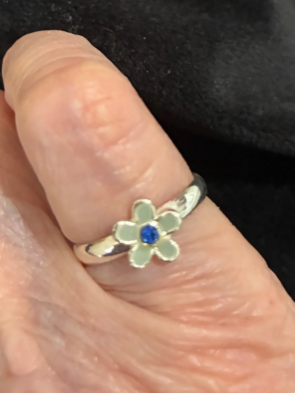 5 costume ring set size about 7.5 all adjustable except for yellow flower